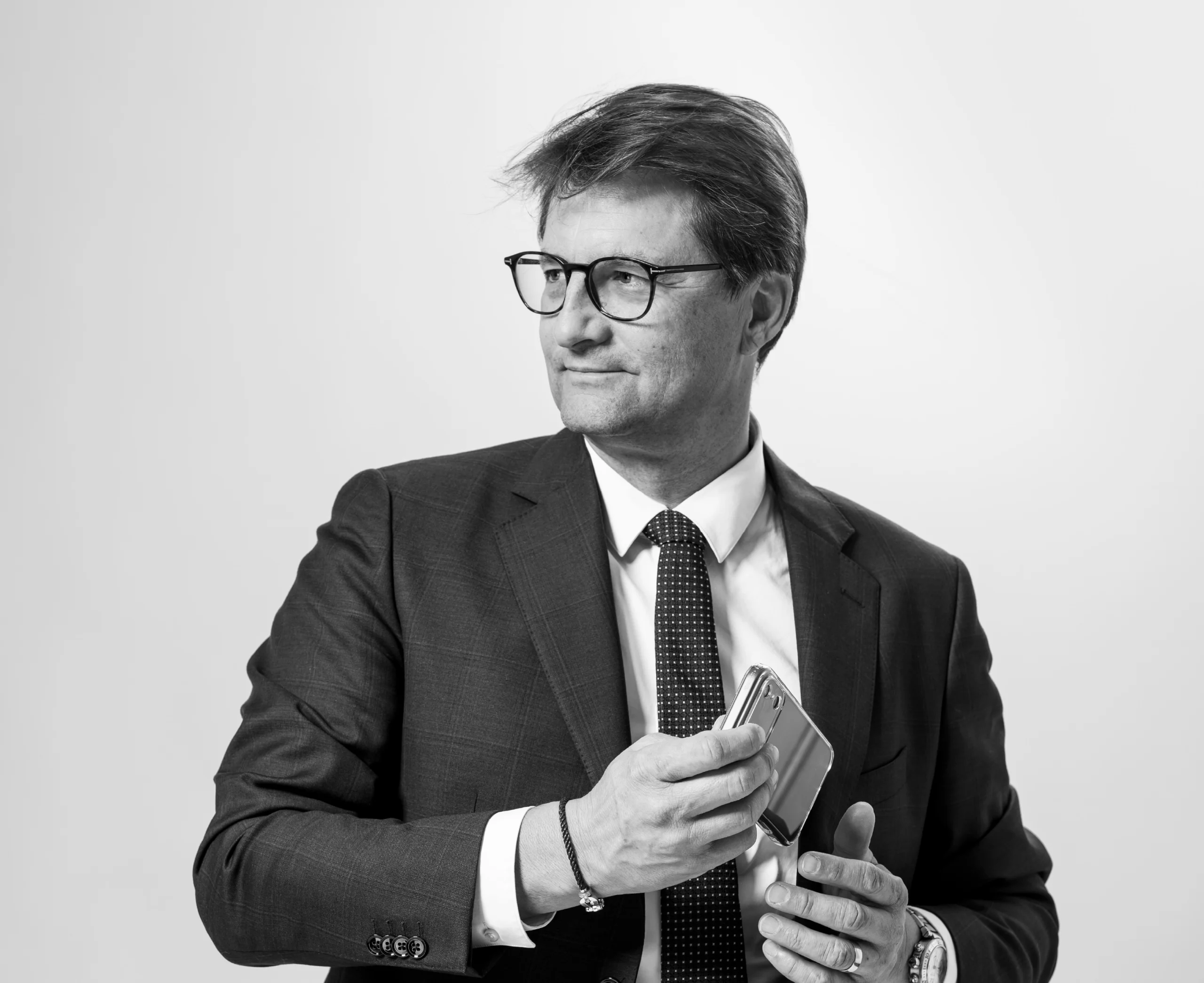 Jean-Pierre LACH – Chairman, CEO, and Founder of PIMAN Group & Private Discuss